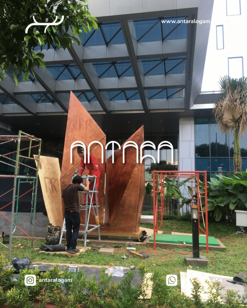 Tugu Waskita Rajawali