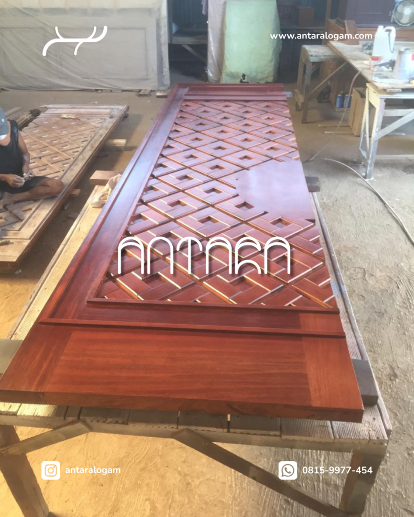 Pintu Masjid Nabawi Kuningan